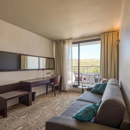 Mercure Aix-En-Provence La Duranne Gare Tgv Exterior photo