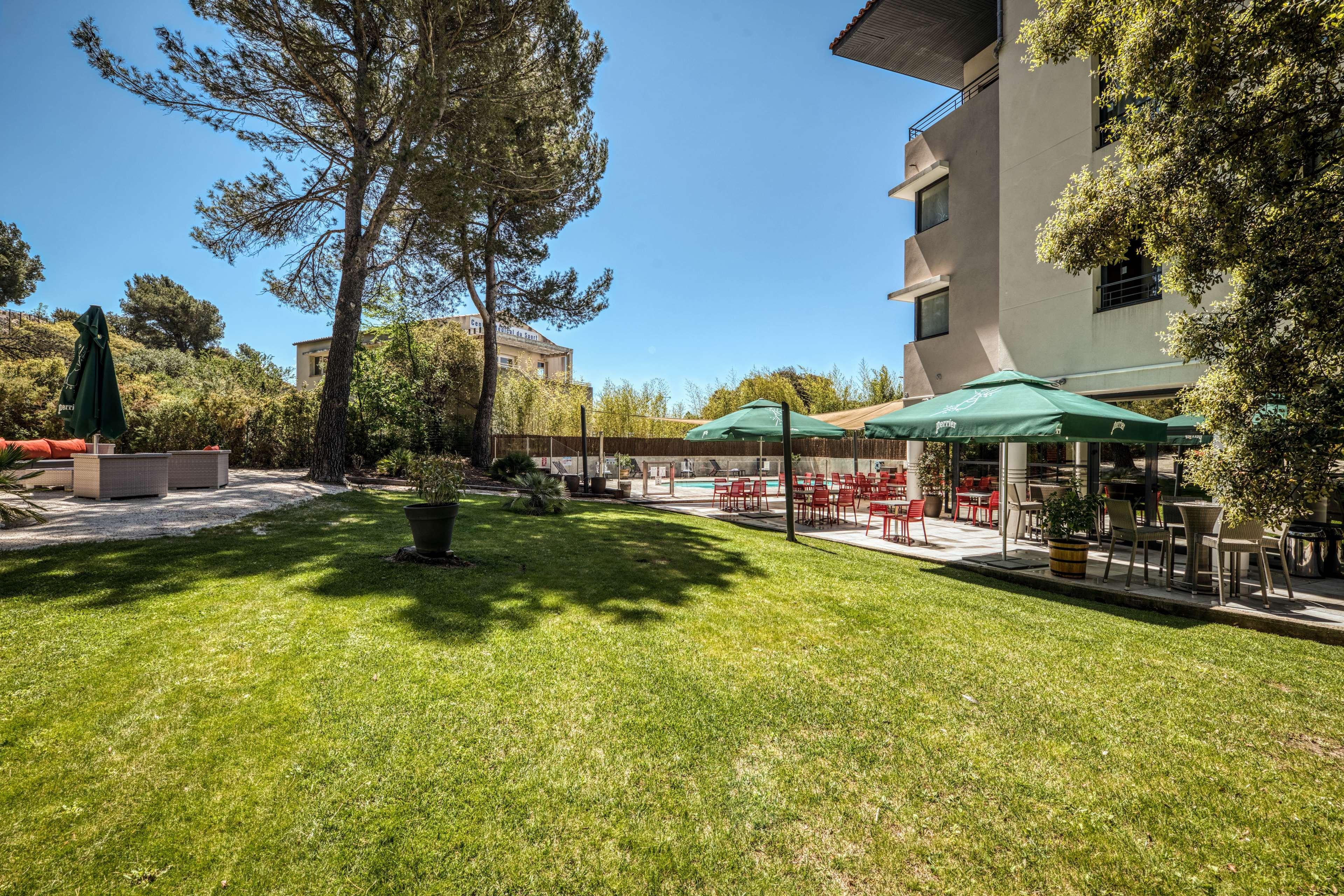 Mercure La Duranne Gare Tgv Hotel 4*